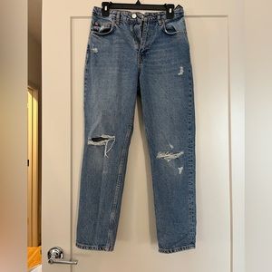 Zara 90s Mom Fit Jeans